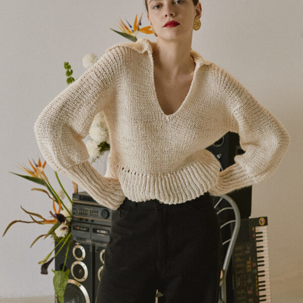 Puff Sleeves polo neck Sweater 